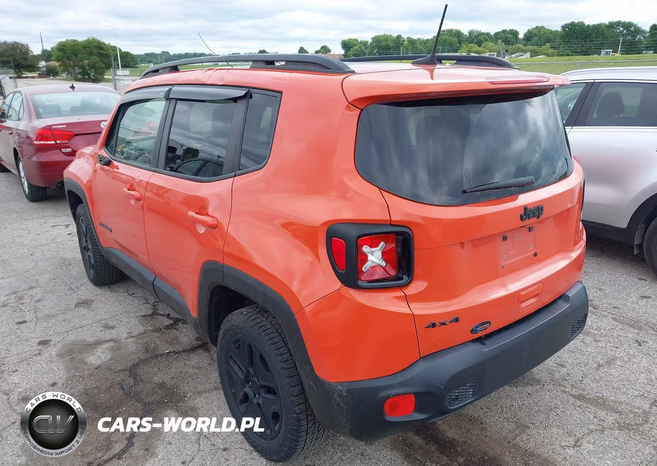 2018 Jeep Renegade Upland Edition 4X4 VIN:ZACCJBAB7JPH52974 - 3