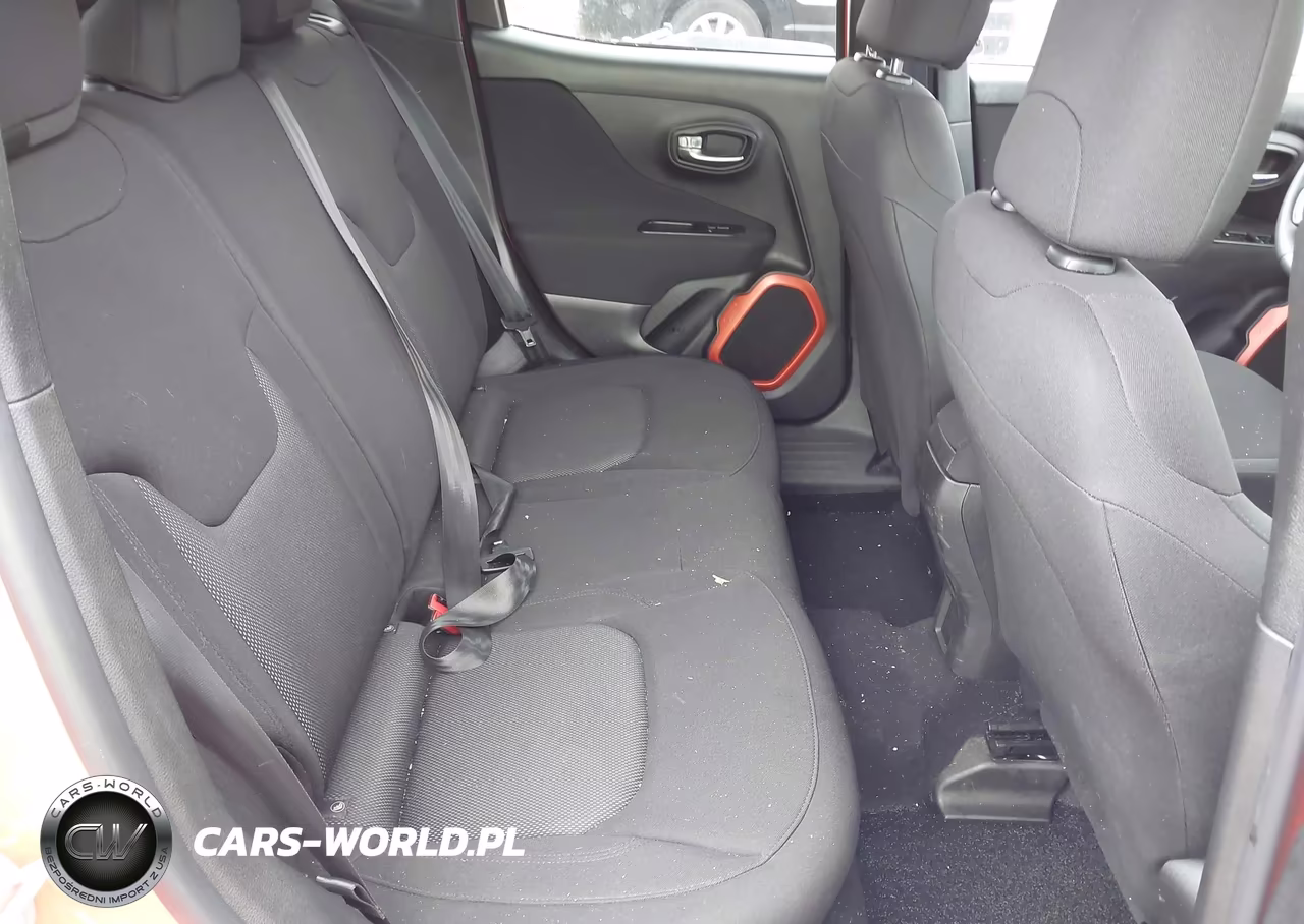2018 Jeep Renegade Upland Edition 4X4 VIN:ZACCJBAB7JPH52974 - 8