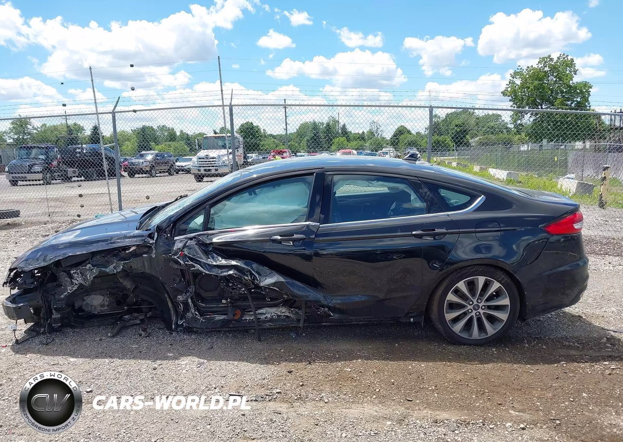 2020 Ford Fusion Se VIN:3FA6P0T96LR179574 - 13
