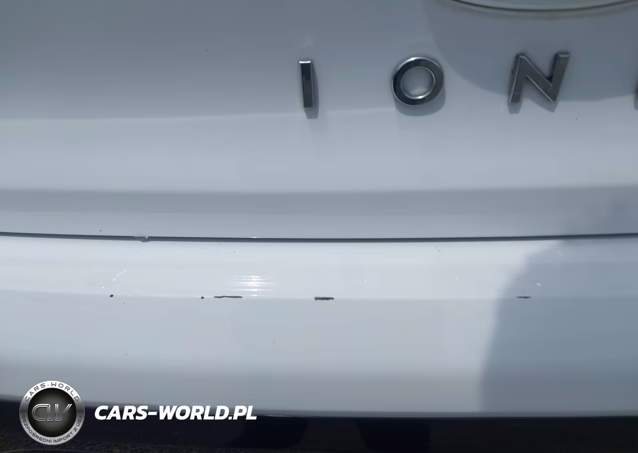 2019 Hyundai Ioniq Hybrid Blue VIN:KMHC65LC3KU106710 - 14