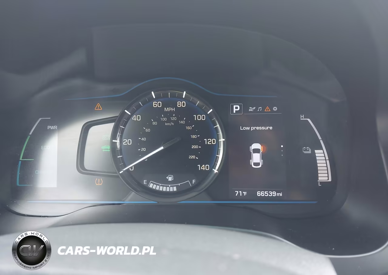 2019 Hyundai Ioniq Hybrid Blue VIN:KMHC65LC3KU106710 - 7
