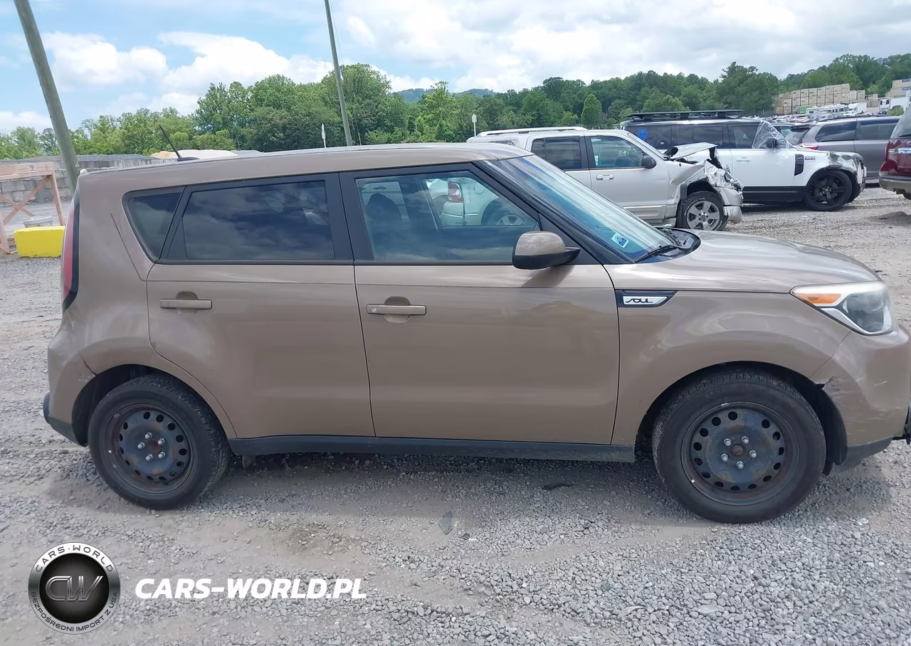 2015 Kia Soul VIN:KNDJN2A2XF7220893 - 13