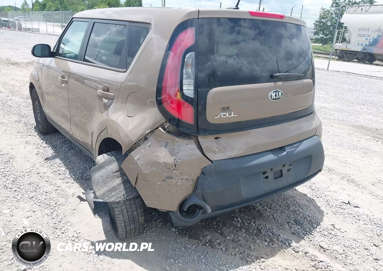 2015 Kia Soul VIN:KNDJN2A2XF7220893 - 6