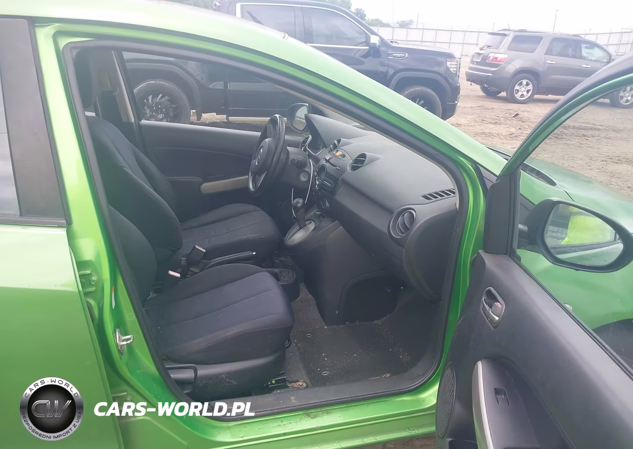 2011 Mazda Mazda2 Sport VIN:JM1DE1HY3B0103192 - 5