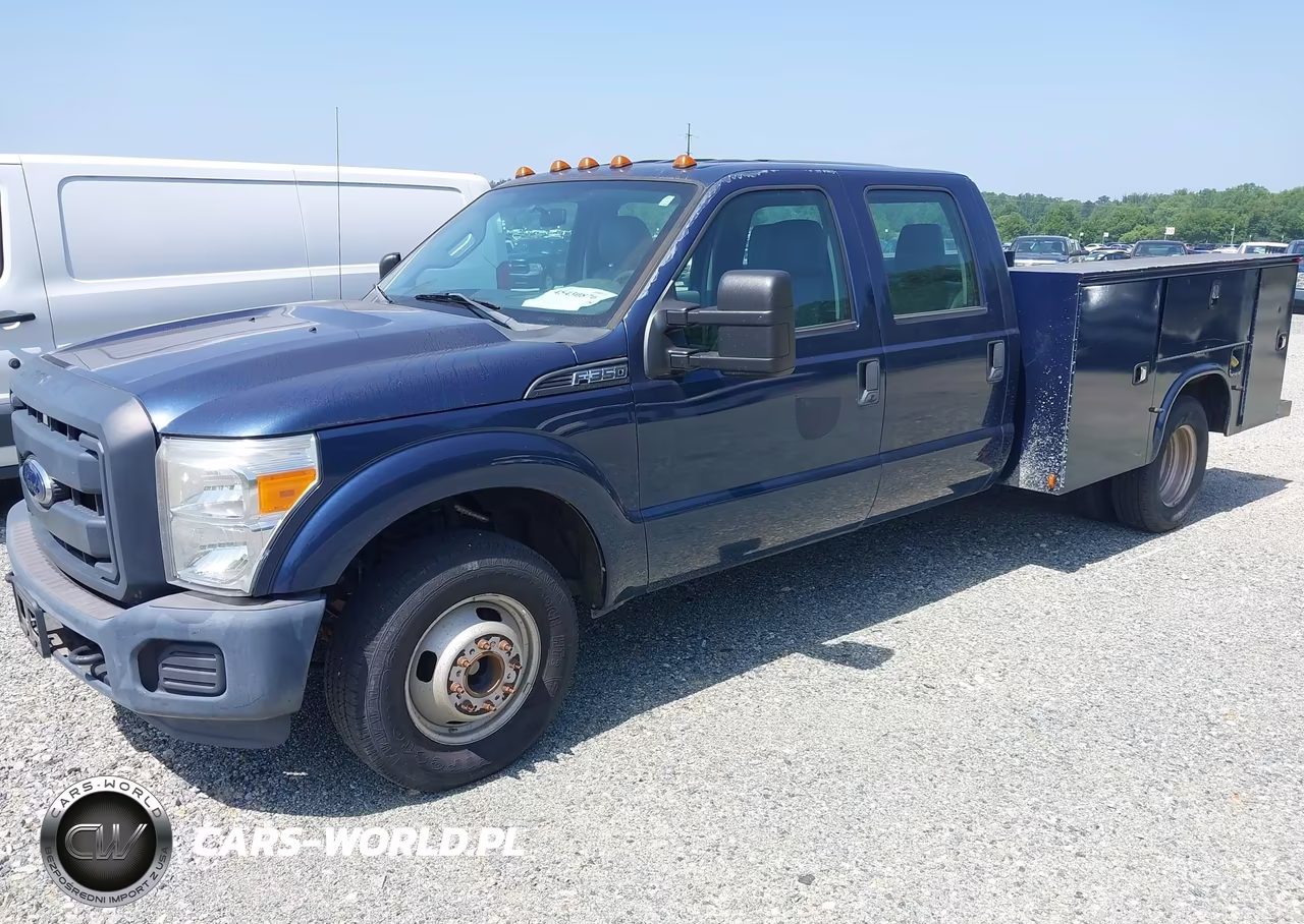 2015 Ford F-350 Chassis Lariat-Xl-Xlt VIN:1FD8W3G60FEA84065 - 2