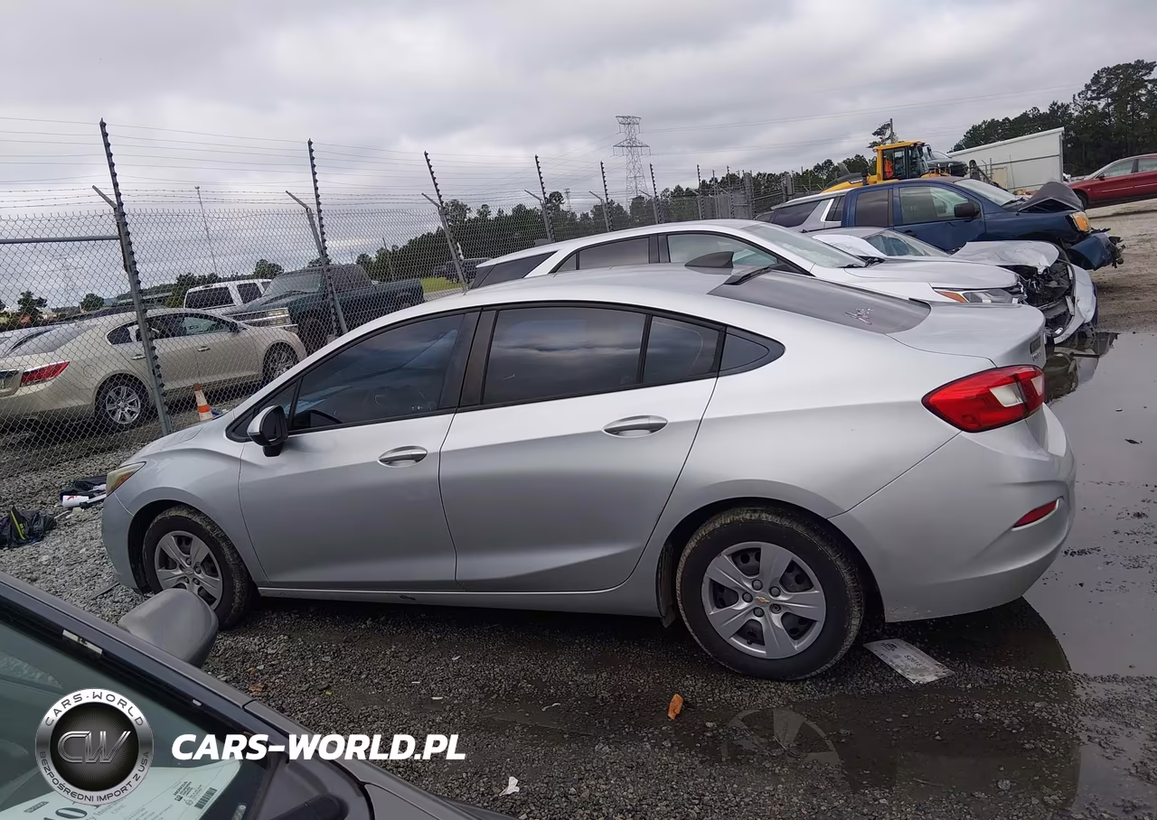 2018 Chevrolet Cruze Ls Auto VIN:1G1BC5SM0J7208197 - 14