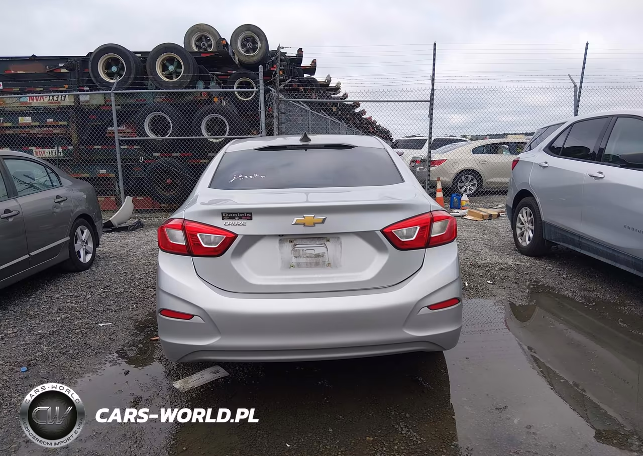 2018 Chevrolet Cruze Ls Auto VIN:1G1BC5SM0J7208197 - 16