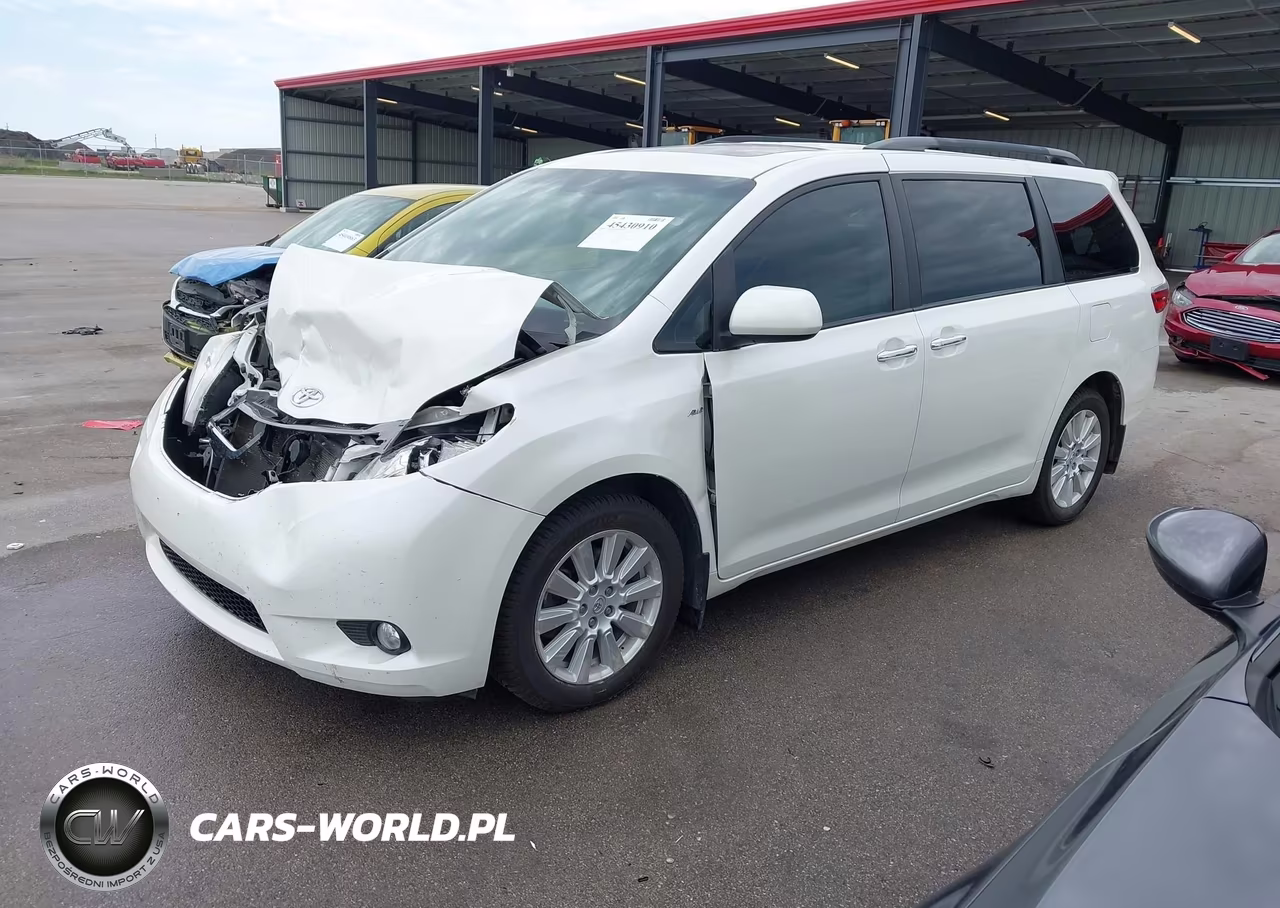 2017 Toyota Sienna Xle 7 Passenger VIN:5TDDZ3DC0HS167643 - 2