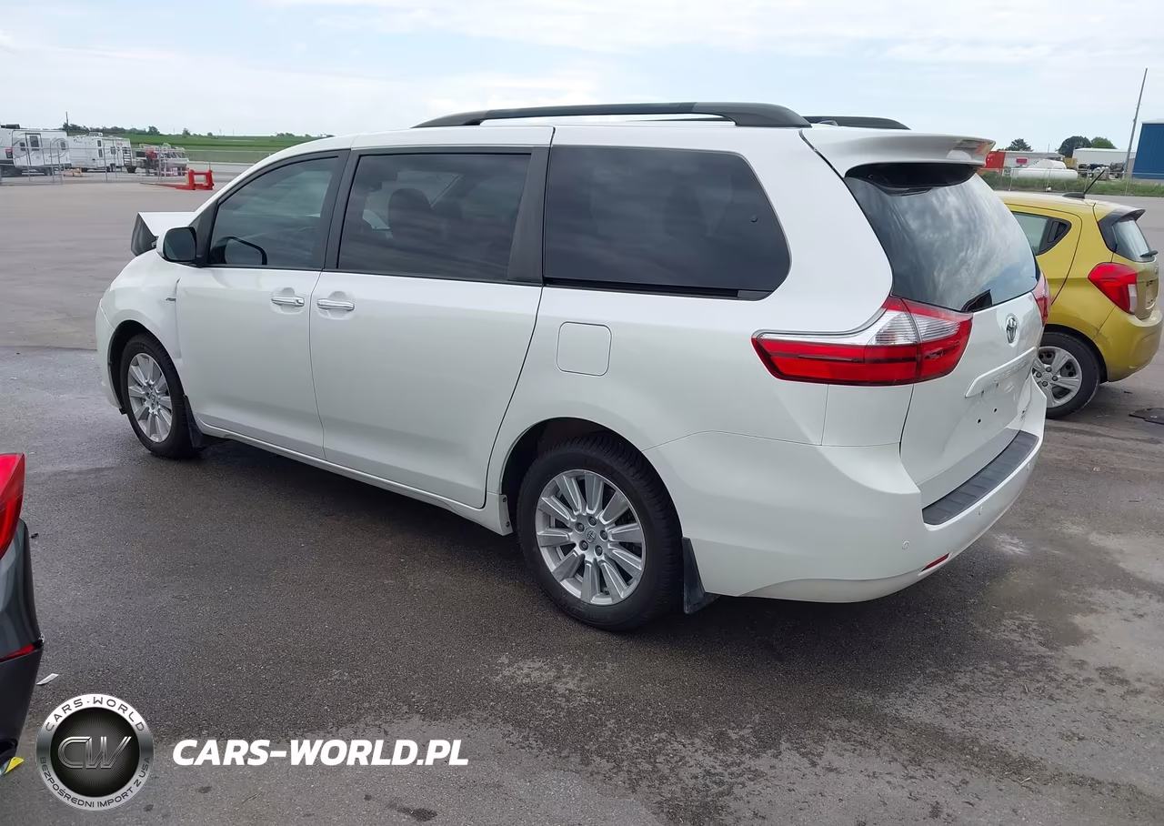 2017 Toyota Sienna Xle 7 Passenger VIN:5TDDZ3DC0HS167643 - 3