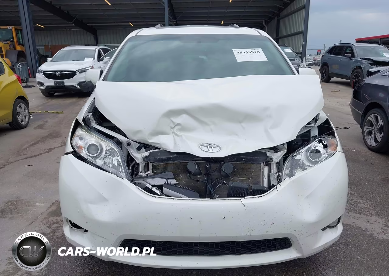 2017 Toyota Sienna Xle 7 Passenger VIN:5TDDZ3DC0HS167643 - 6