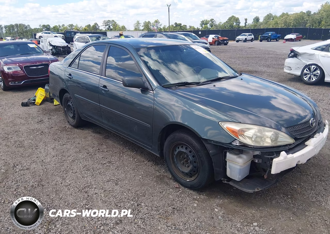 2004 Toyota Camry Le