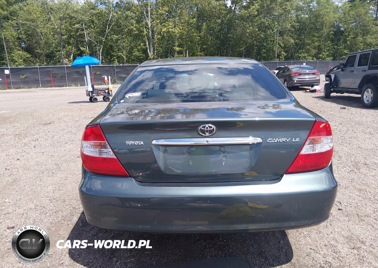 2004 Toyota Camry Le VIN:4T1BE32K84U349413 - 17