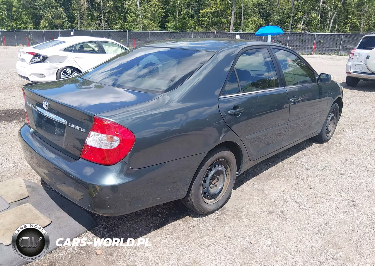 2004 Toyota Camry Le VIN:4T1BE32K84U349413 - 4