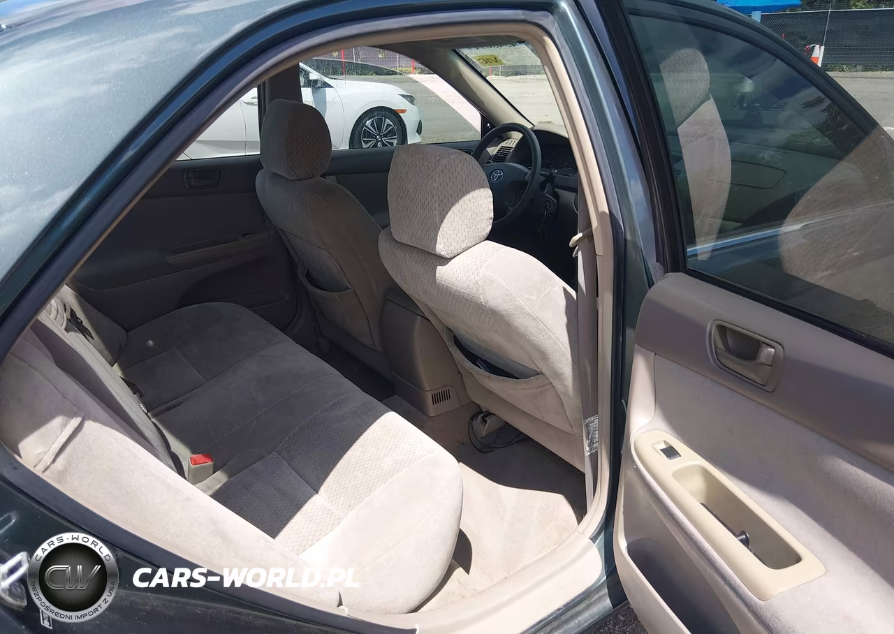 2004 Toyota Camry Le VIN:4T1BE32K84U349413 - 8