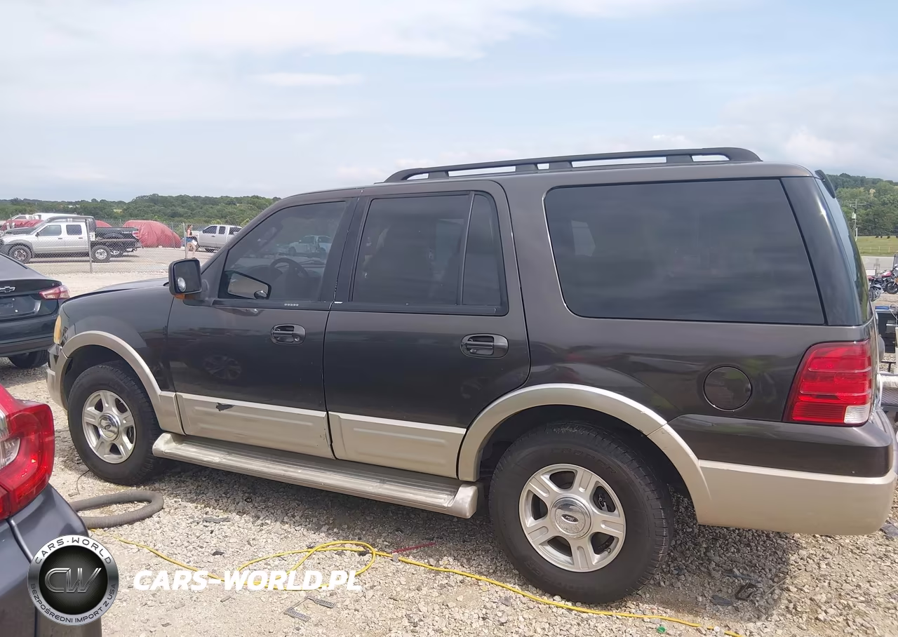 2005 Ford Expedition Eddie Bauer-King Ranch VIN:1FMPU17575LA13436 - 14