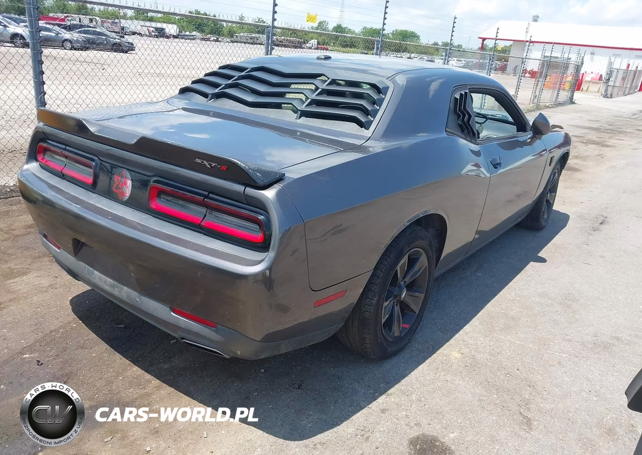 2016 Dodge Challenger Sxt VIN:2C3CDZAG5GH301438 - 4