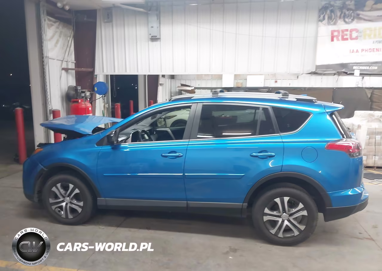 2018 Toyota Rav4 Le VIN:JTMBFREV5JJ717747 - 14