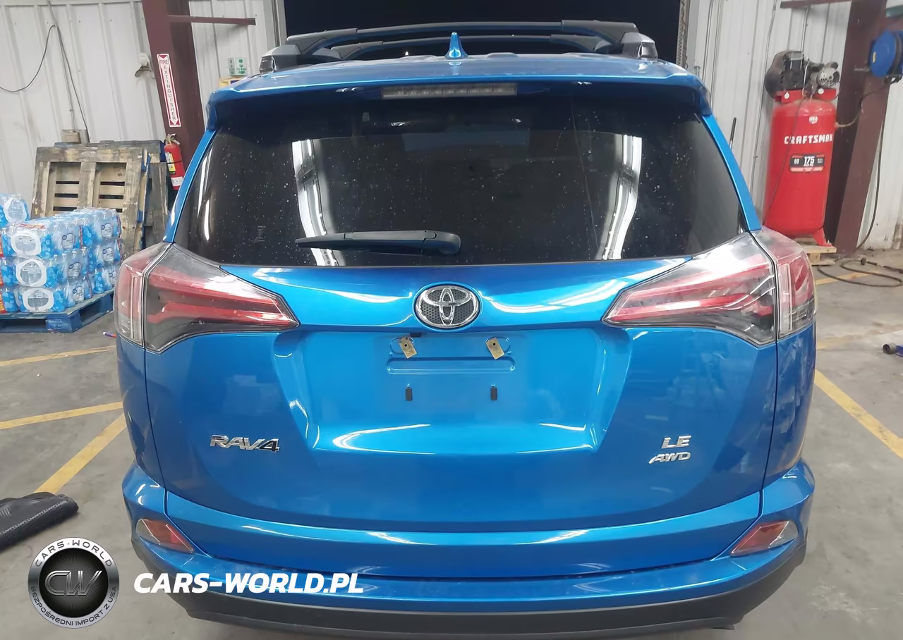 2018 Toyota Rav4 Le VIN:JTMBFREV5JJ717747 - 16