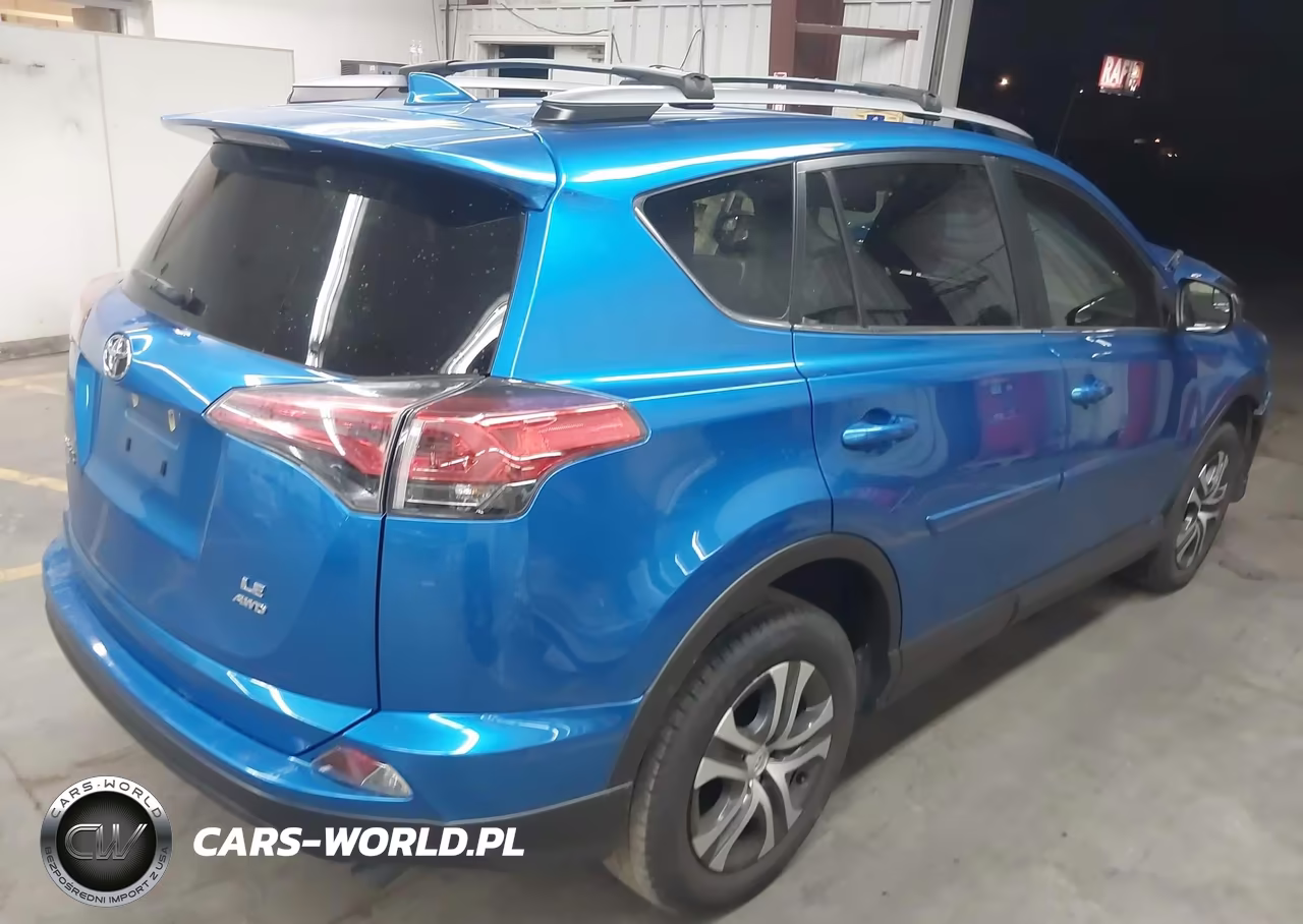 2018 Toyota Rav4 Le VIN:JTMBFREV5JJ717747 - 4