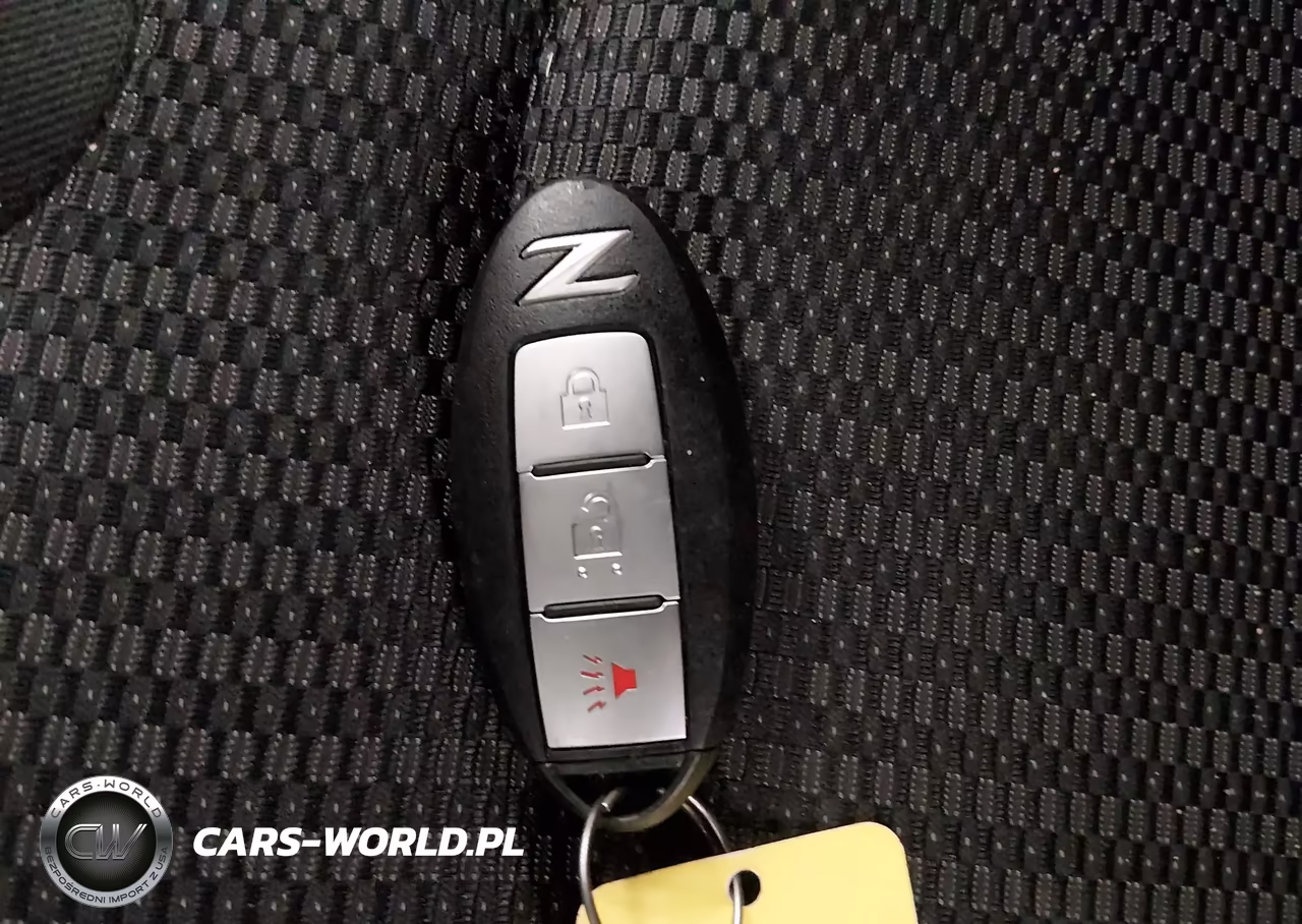 2016 Nissan 370Z Sport Tech VIN:JN1AZ4EH1GM930317 - 11