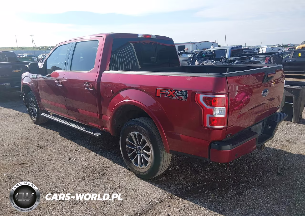 2018 Ford F-150 Xlt VIN:1FTEW1EG3JFC00742 - 3