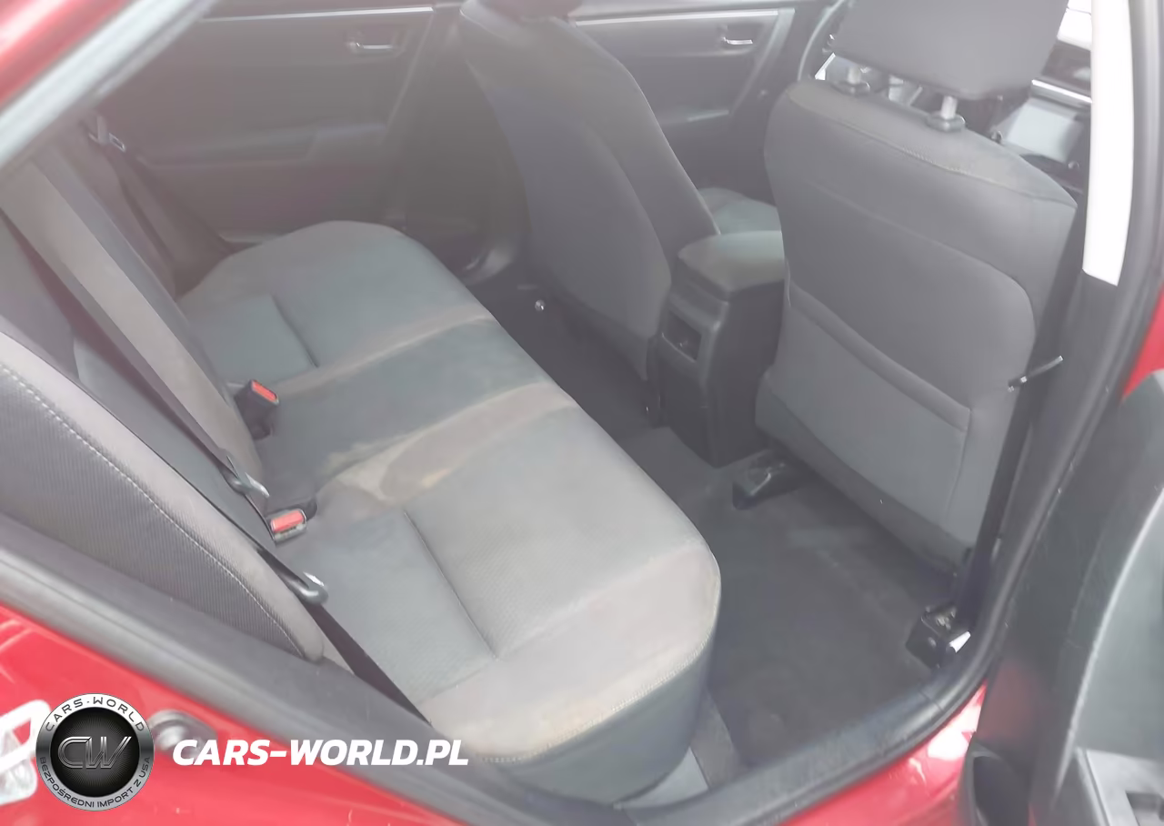 2018 Toyota Corolla Le VIN:5YFBURHE6JP826215 - 8