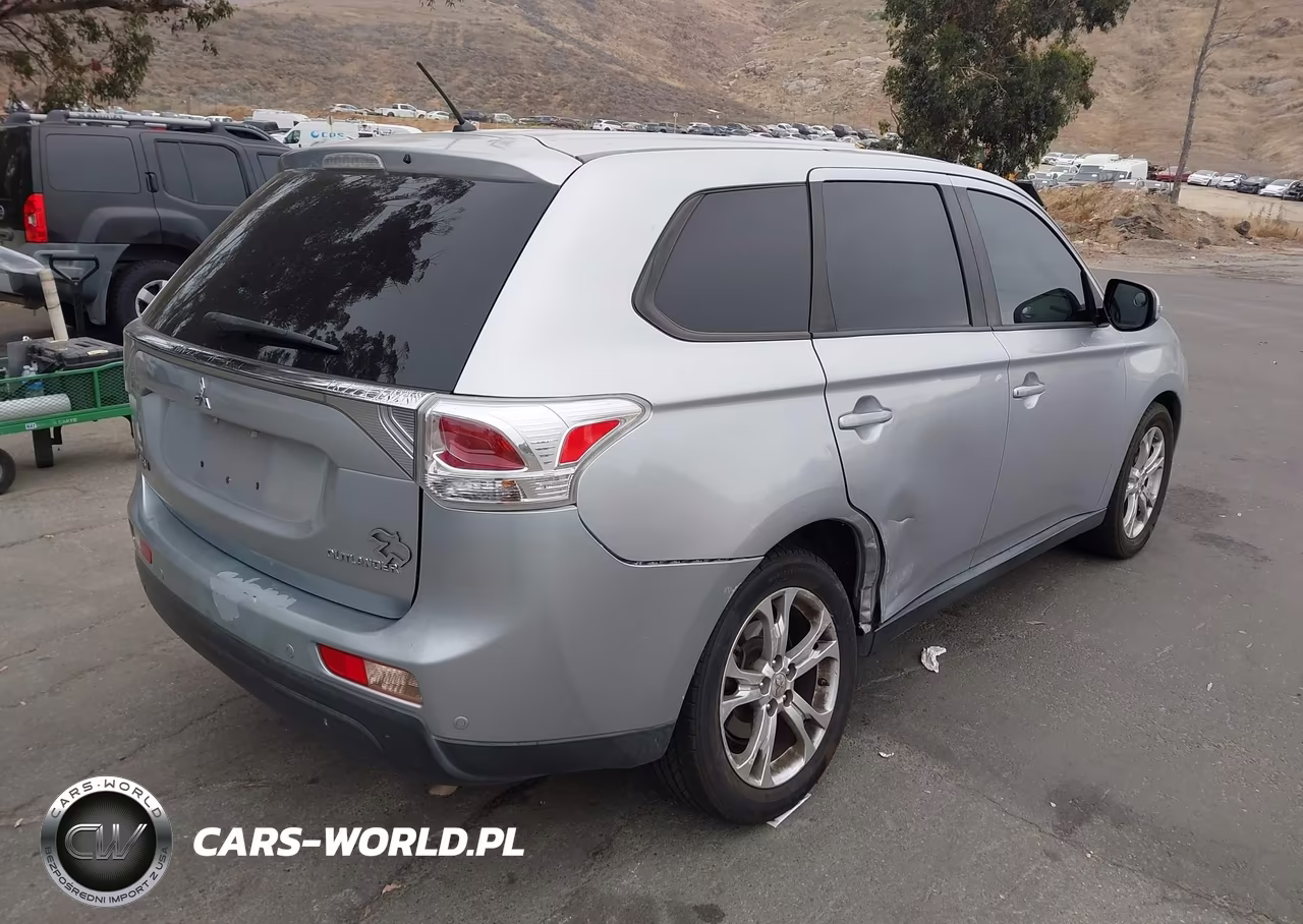 2014 Mitsubishi Outlander Se VIN:JA4AD3A36EZ015232 - 4