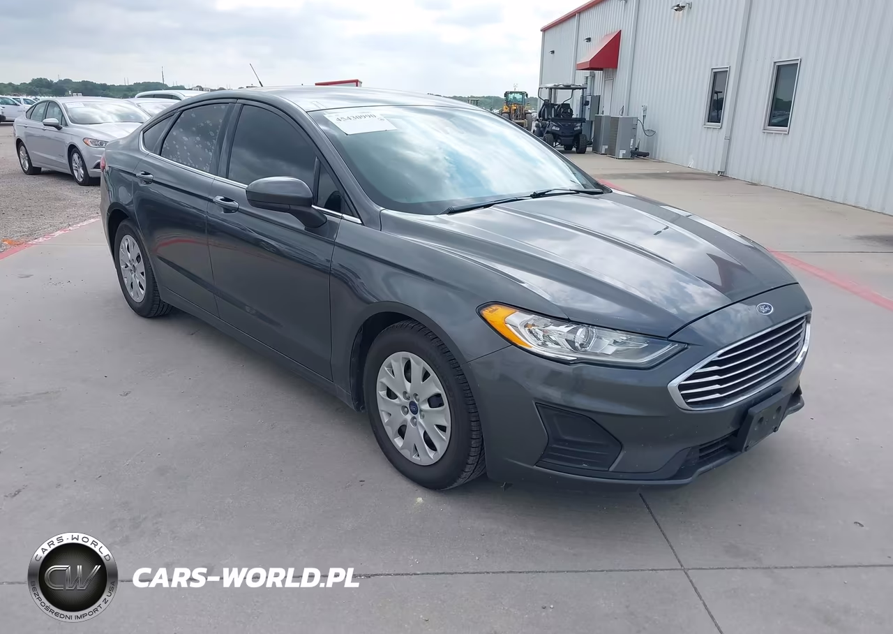 2019 Ford Fusion S – zdjęcie 1 z 16