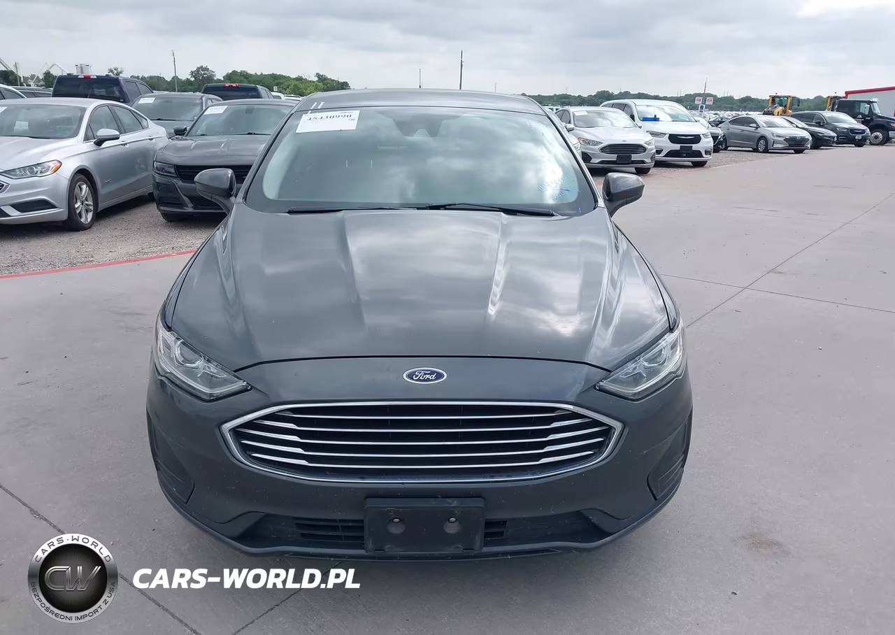 2019 Ford Fusion S VIN:3FA6P0G72KR274009 - 12