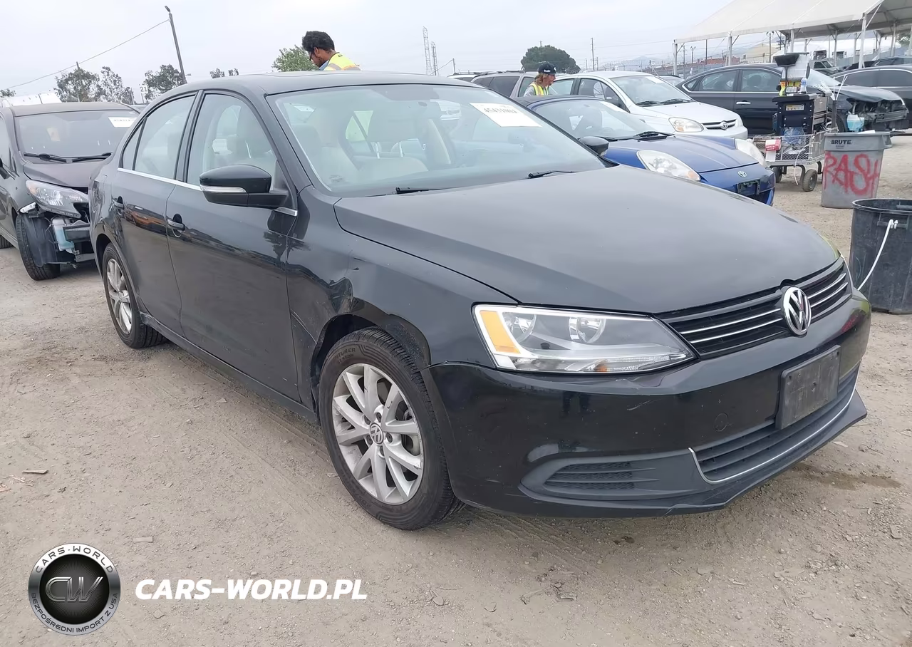 2014 Volkswagen Jetta 1.8T Se – zdjęcie 1 z 12