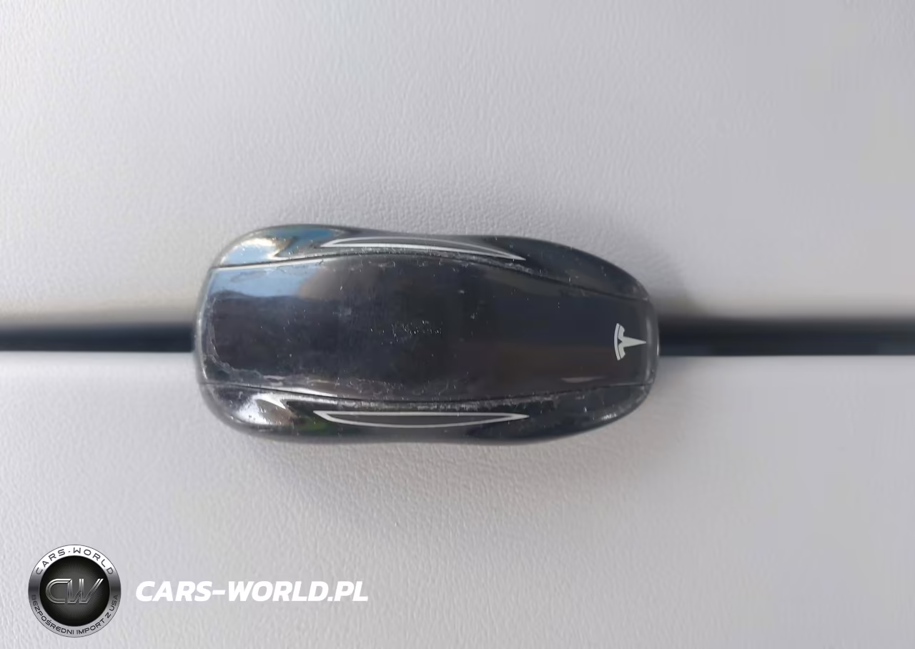 2013 Tesla Model S VIN:5YJSA1CN1DFP26170 - 11