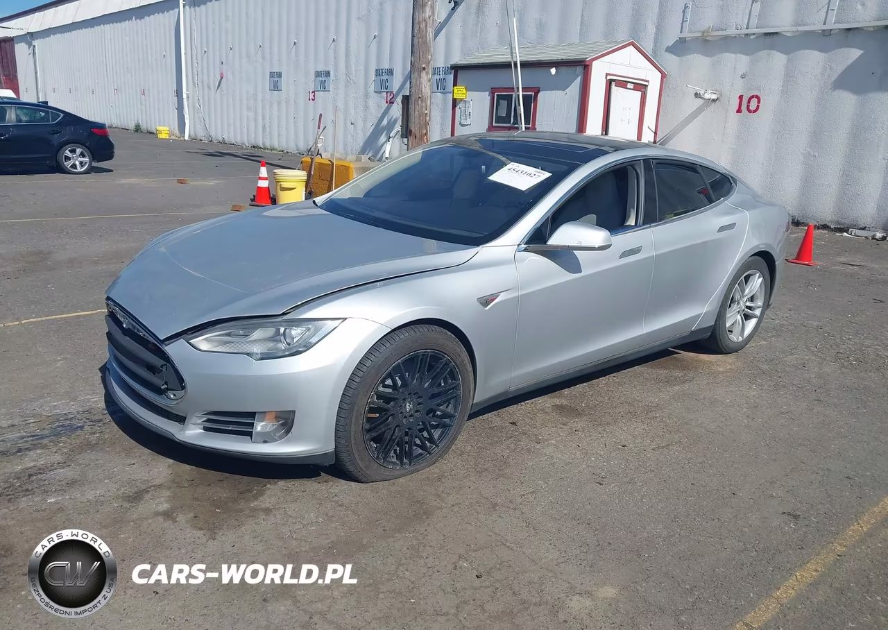 2013 Tesla Model S VIN:5YJSA1CN1DFP26170 - 2