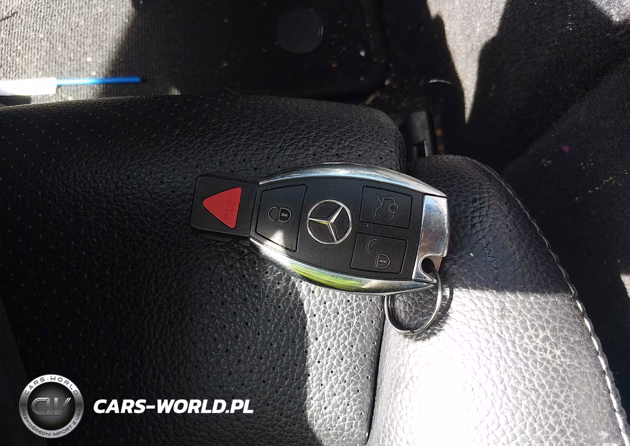 2016 Mercedes-Benz C 300 Sport 4Matic VIN:55SWF4KB0GU101886 - 11