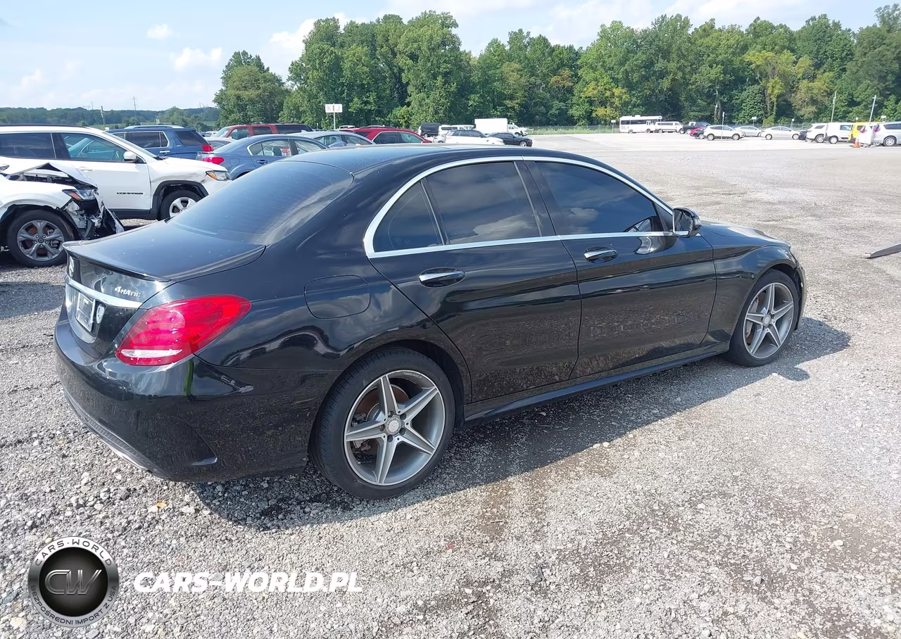 2016 Mercedes-Benz C 300 Sport 4Matic VIN:55SWF4KB0GU101886 - 4