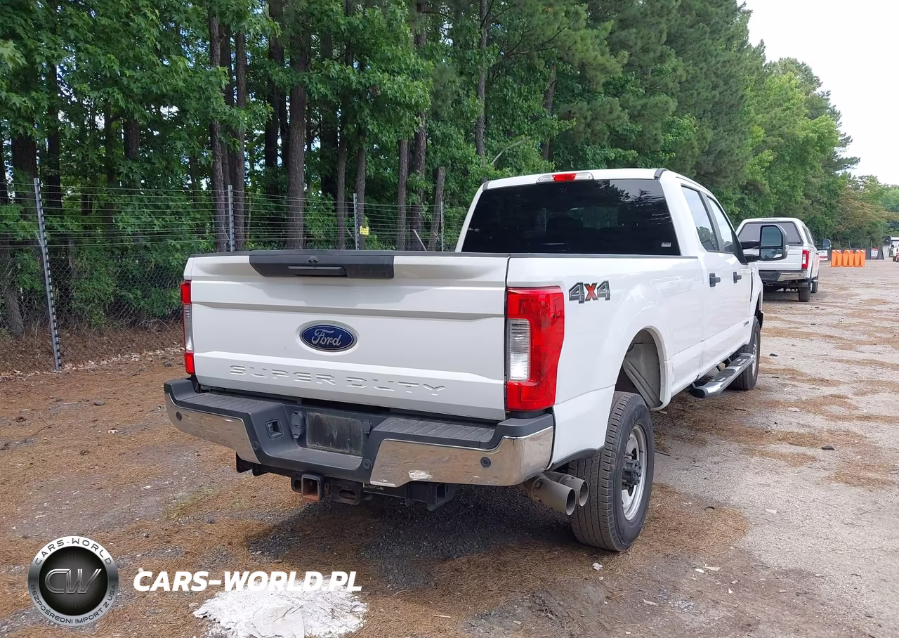 2017 Ford F-350 King Ranch-Lariat-Platinum-Xl-Xlt VIN:1FT8W3BT8HEE87246 - 4