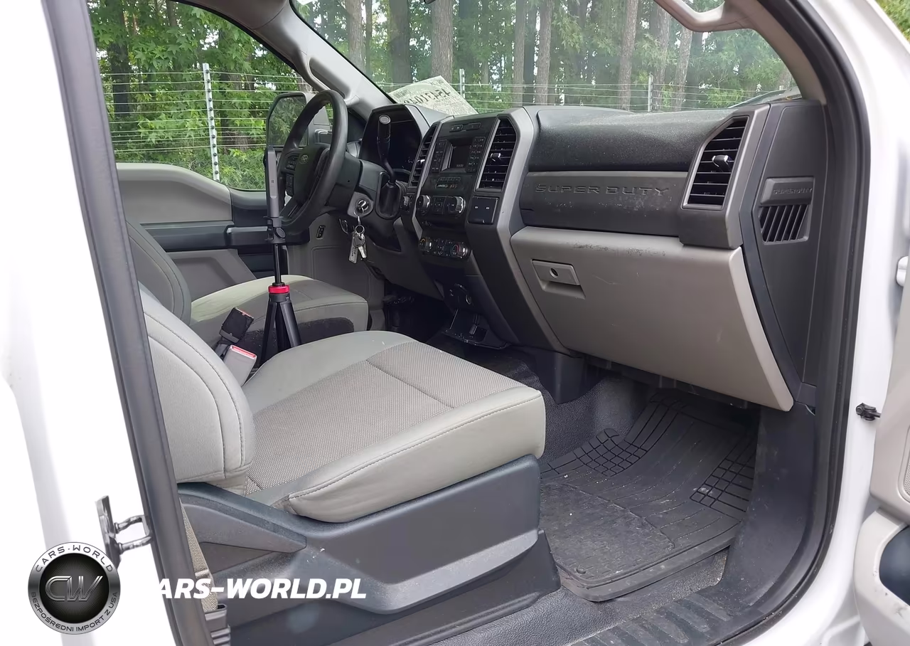 2017 Ford F-350 King Ranch-Lariat-Platinum-Xl-Xlt VIN:1FT8W3BT8HEE87246 - 5