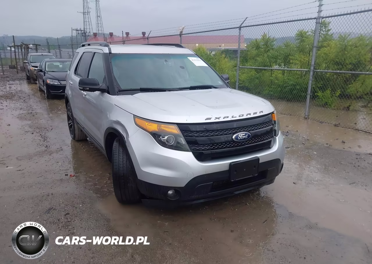 2015 Ford Explorer Sport – zdjęcie 1 z 16
