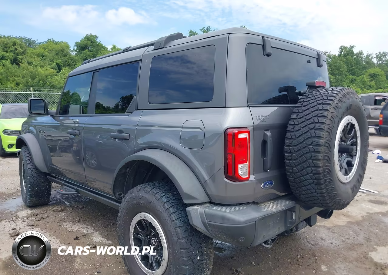 2022 Ford Bronco Black Diamond VIN:1FMEE5DP2NLA95965 - 3