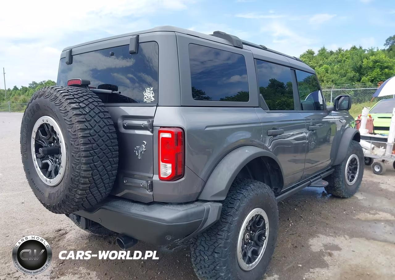 2022 Ford Bronco Black Diamond VIN:1FMEE5DP2NLA95965 - 4