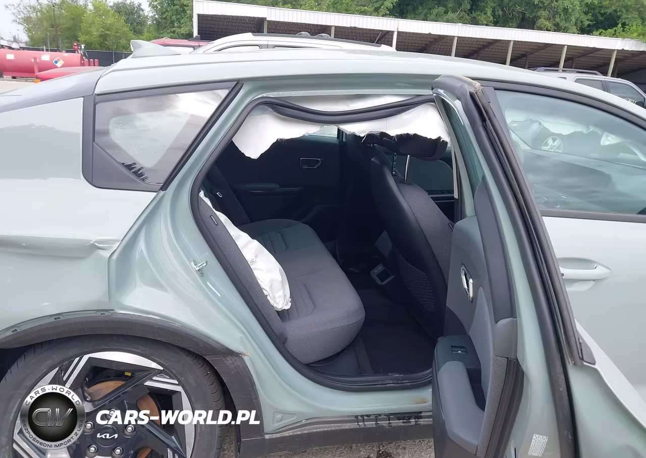 2025 Kia K4 Ex VIN:3KPFU4DE3SE225681 - 8