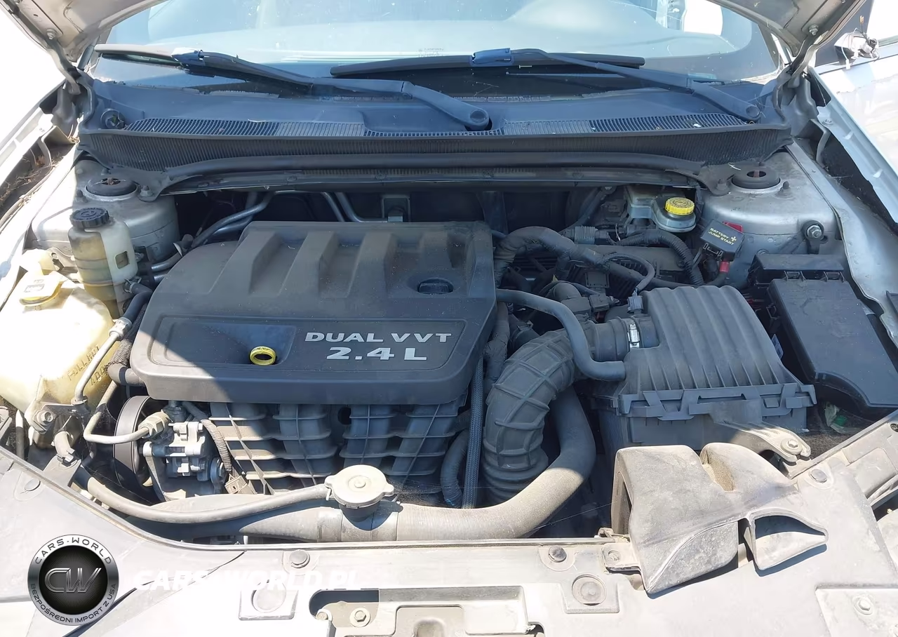 2012 Chrysler 200 Touring VIN:1C3CCBBB9CN120132 - 10