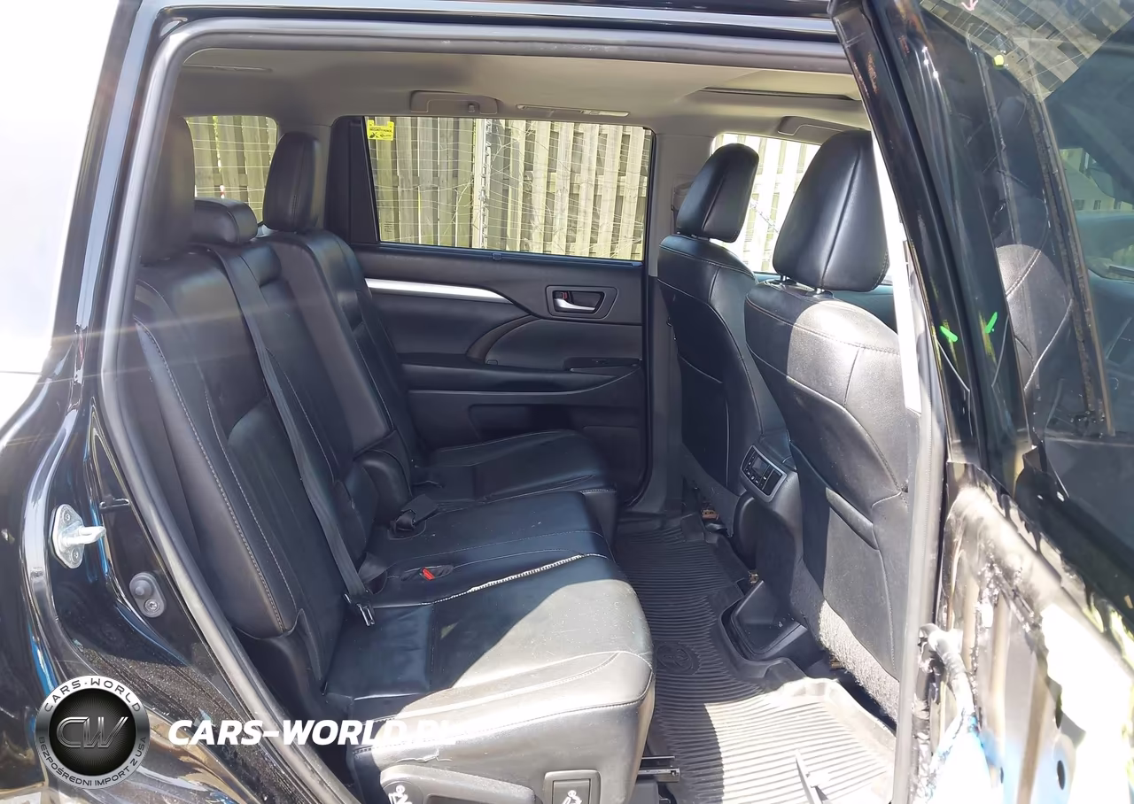 2019 Toyota Highlander Xle VIN:5TDJZRFH2KS575387 - 8