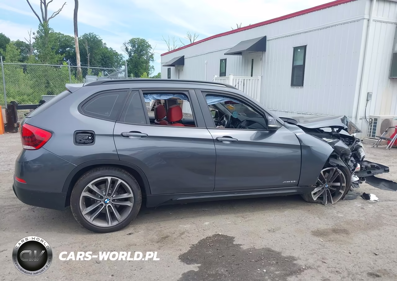 2013 BMW X1 xDrive28I VIN:WBAVL1C51DVR87708 - 12