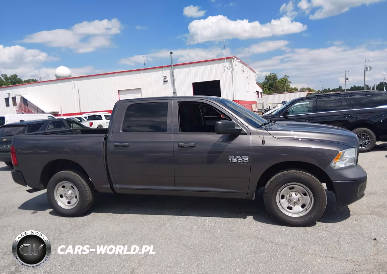2019 Ram 1500 Classic Tradesman 4X4 5'7 Box VIN:1C6RR7KG3KS645398 - 18
