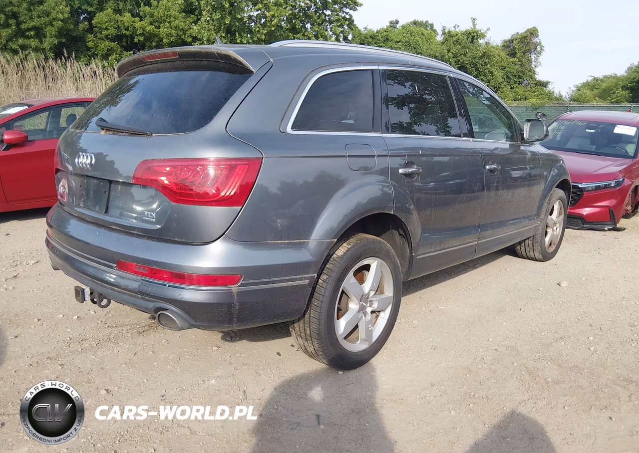 2013 Audi Q7 3.0 Tdi Premium VIN:WA1LMAFE1DD011589 - 4