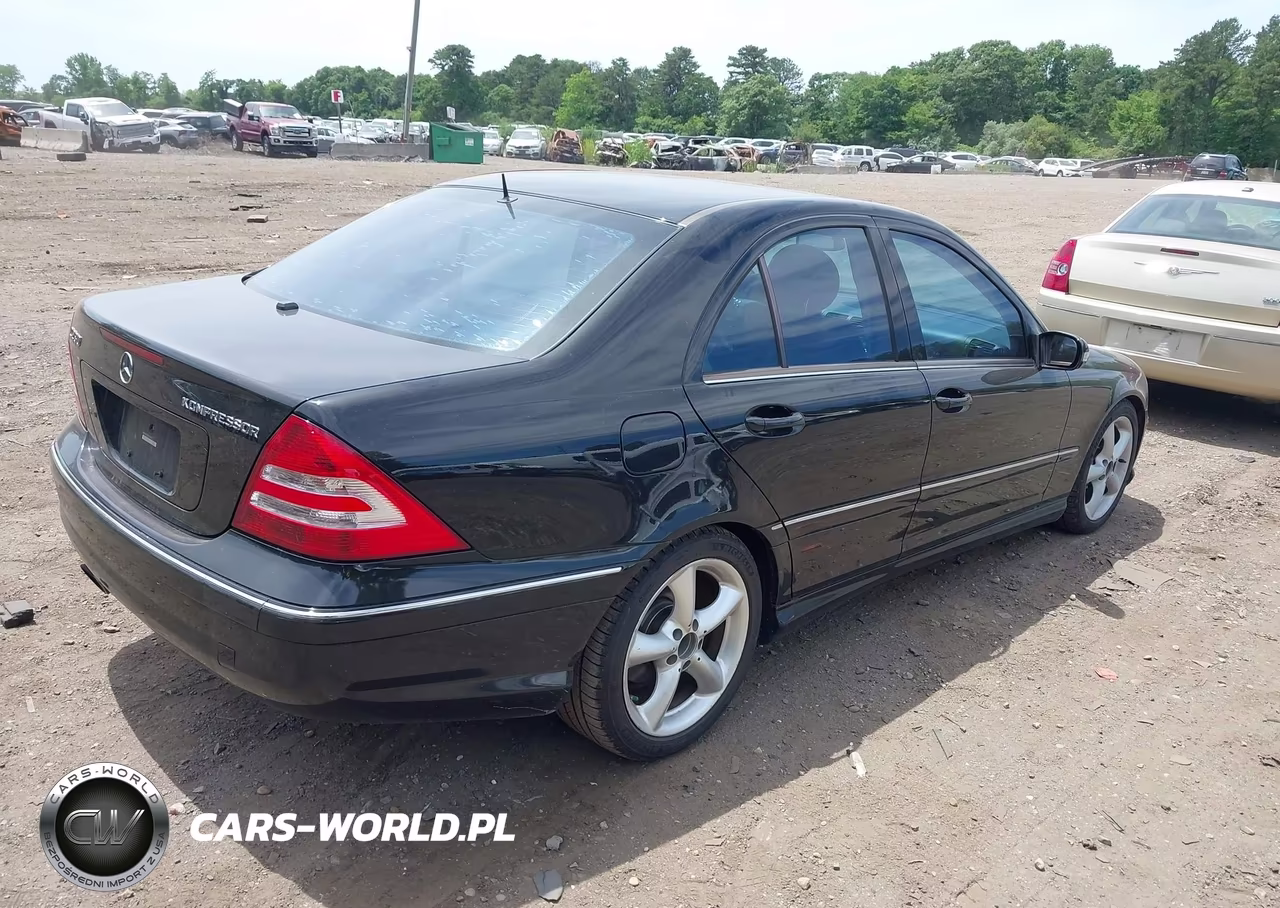 2005 Mercedes-Benz C 230 Kompressor Sport VIN:WDBRF40J75F610972 - 4