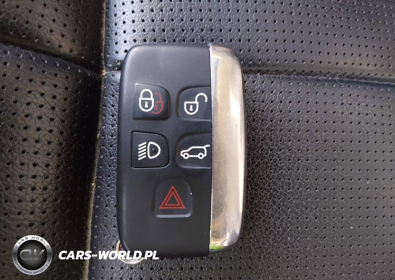 2017 Land Rover Discovery Hse VIN:SALRRBBV1HA041317 - 11