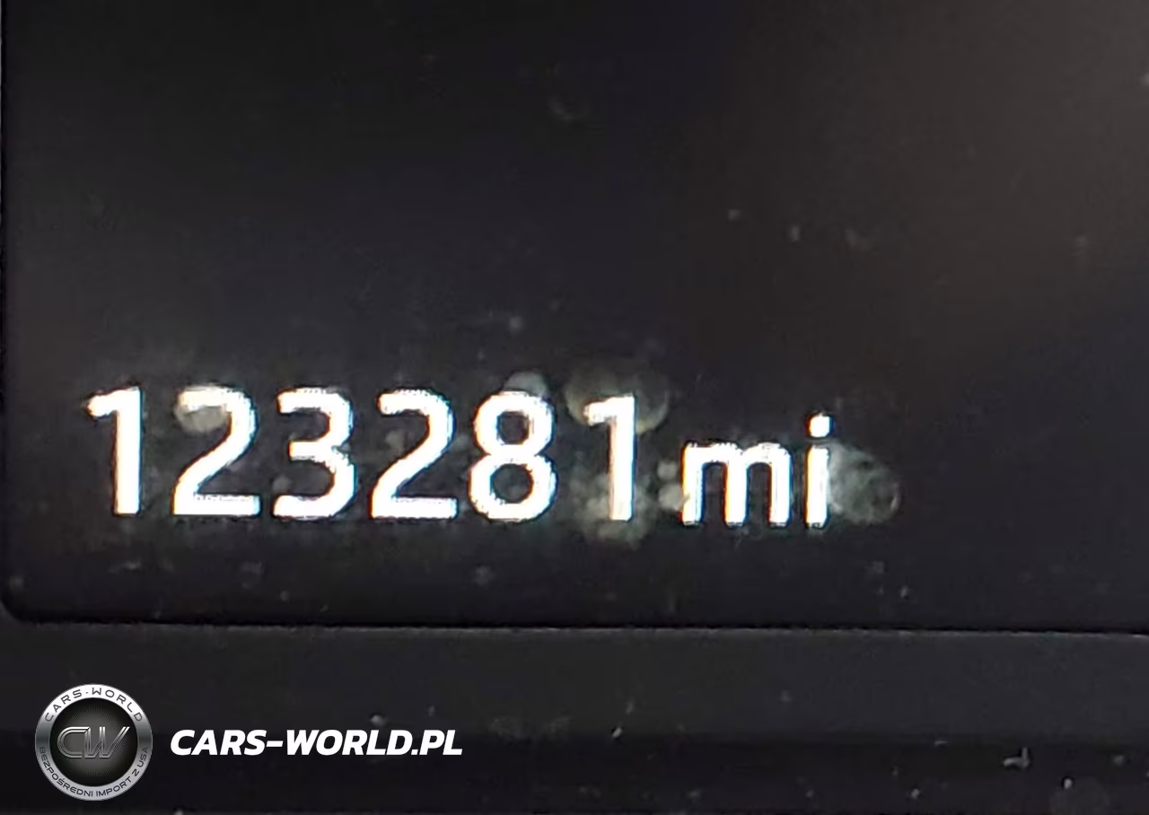 2017 Land Rover Discovery Hse VIN:SALRRBBV1HA041317 - 16