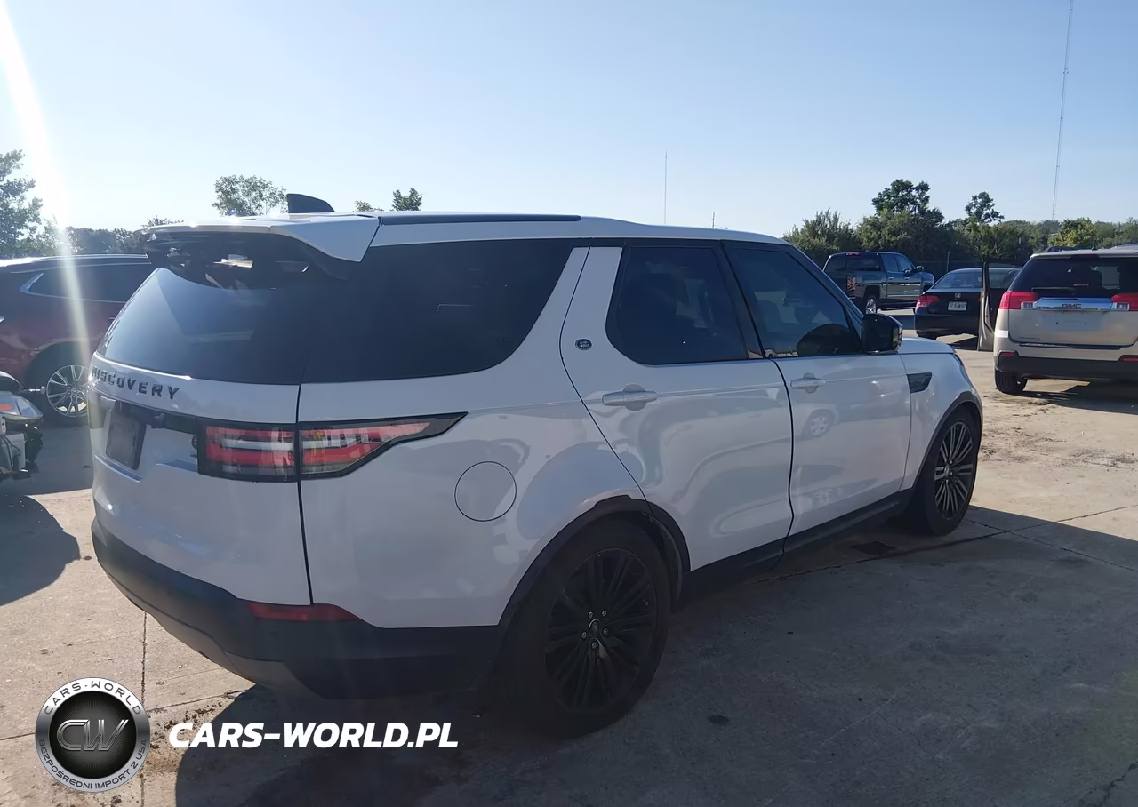 2017 Land Rover Discovery Hse VIN:SALRRBBV1HA041317 - 4