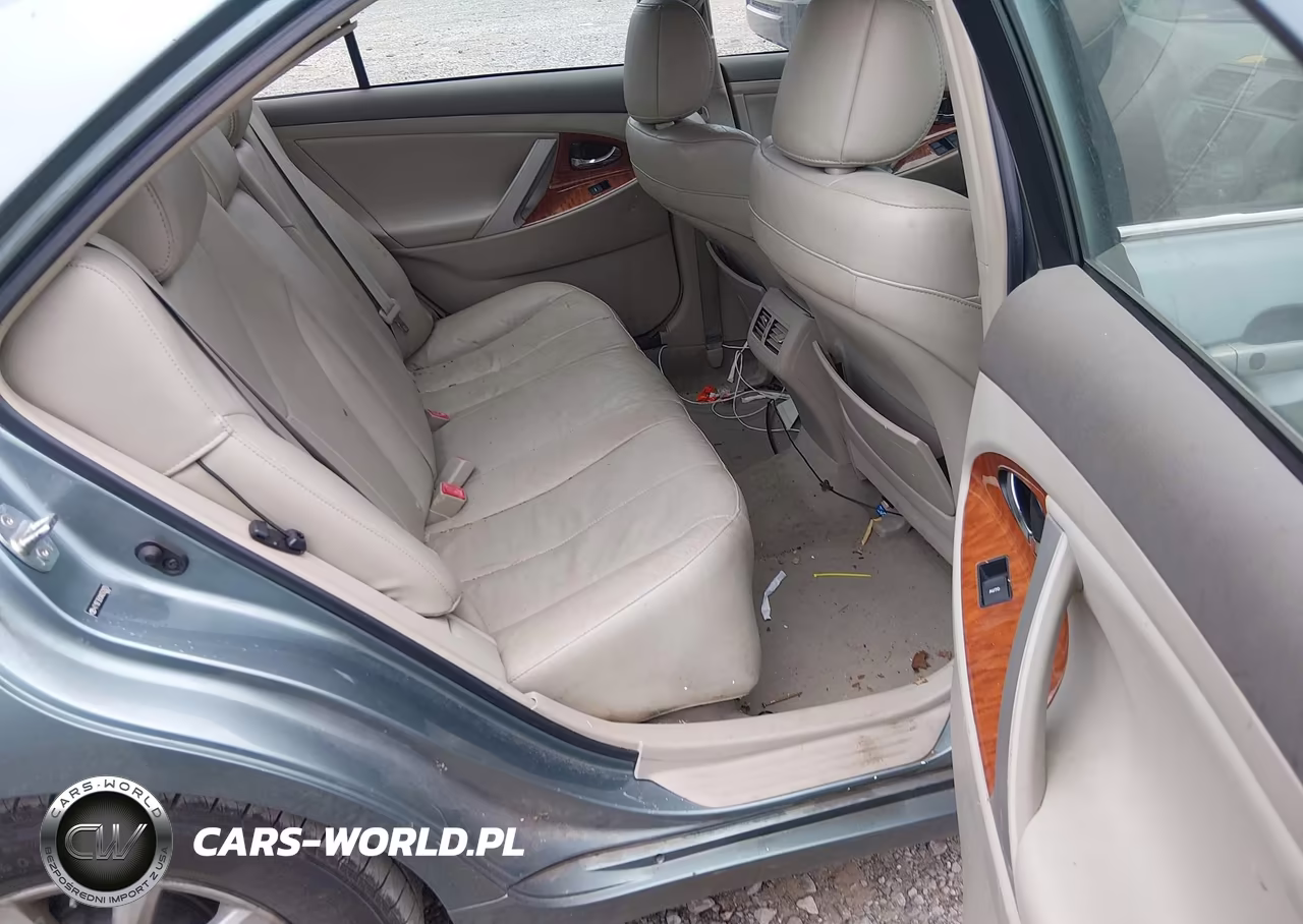 2010 Toyota Camry Xle VIN:4T1BF3EKXAU562870 - 8